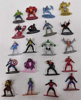 Jada Toys Inc. Brand Marvel Superhero Metal Miniature Figurines (Set of 20)
