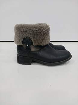 Women’s UGG Chyler Ankle Boot Sz 6