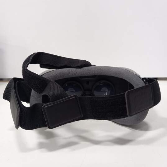 Samsung Gear VR IOB image number 3