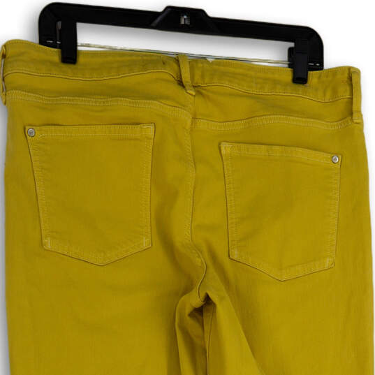 Womens Yellow Denim Regular Fit Dark Wash Pockets Cropped Jeans Size 33 image number 4