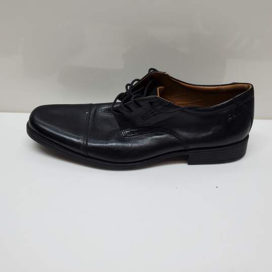 Clarks Men's Tilden Cap Oxford Shoe Black Leather Sz 13 image number 2