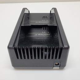 Motorola Overnight Dual Charger-For Parts Repair alternative image