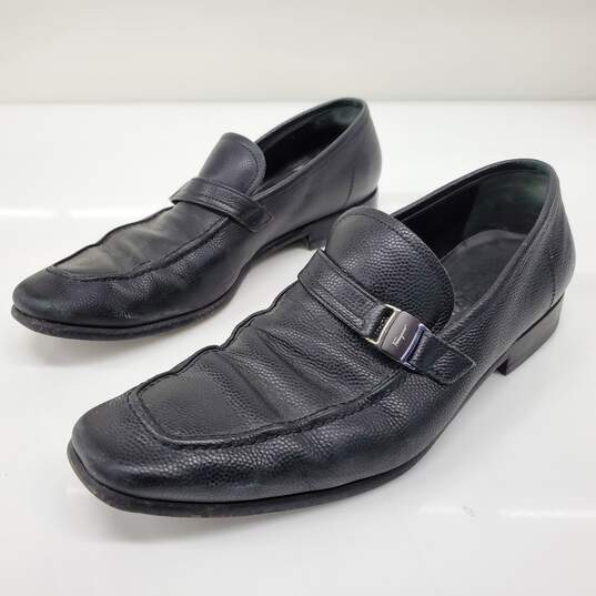 Salvatore Ferragamo Men's Black Pebble Leather Loafers Size 9.5D w/COA image number 1