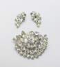 Vintage Weiss Icy Clear Rhinestone Statement Brooch & Clip On Silver Tone Earrings 34.0g image number 1