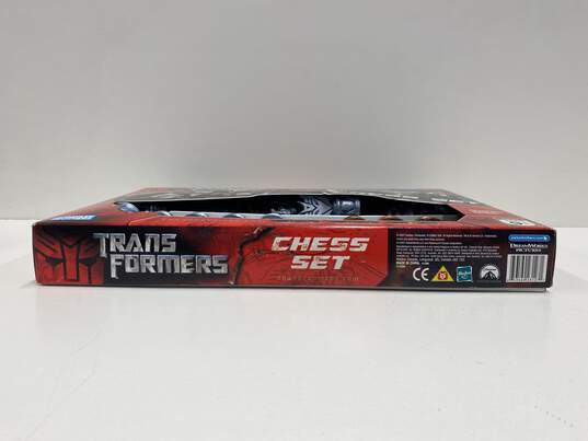 Transformers Chess Set 2007 Hasbro Parker Bros image number 3
