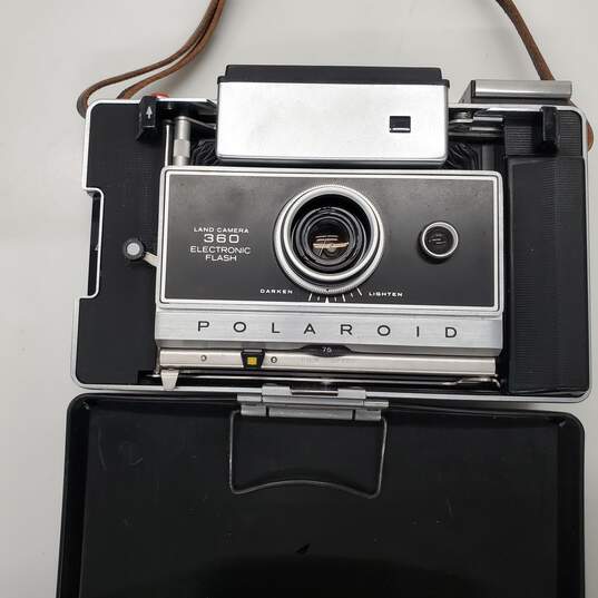 Polaroid Land Camera 360 Electronic Flash, Case & Accessories image number 4