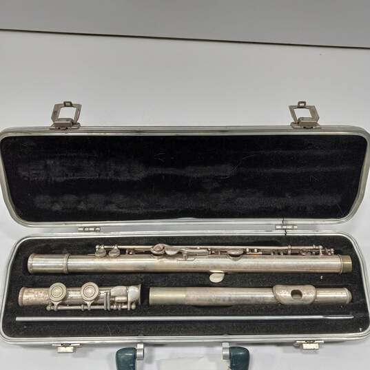 Vintage Selmer Bundy Silver Plated Flute Instrument W/ Hard Storage Case image number 2