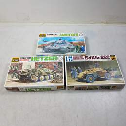 Lot of 3 German Tank & Armored Car Model Kits: Hetzer, Jagdtiger +
