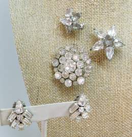 VTG Weiss Silvertone Icy Rhinestones Clip On Earrings & Star & Circle Brooches