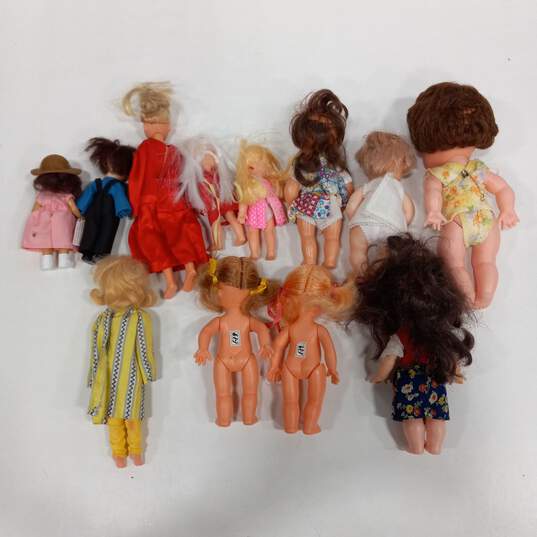 Bundle of Assorted Dolls image number 9