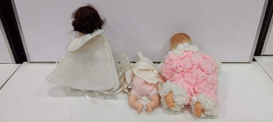 Bundle of 3 Assorted Dolls image number 2