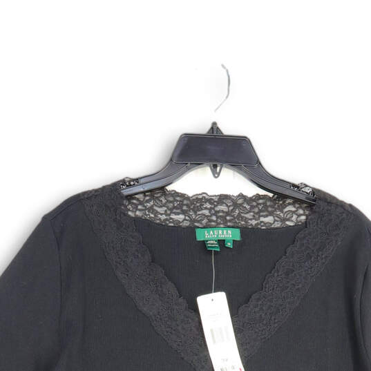 NWT Womens Black Lace V-Neck Long Sleeve Pullover Blouse Top Size 3X image number 3