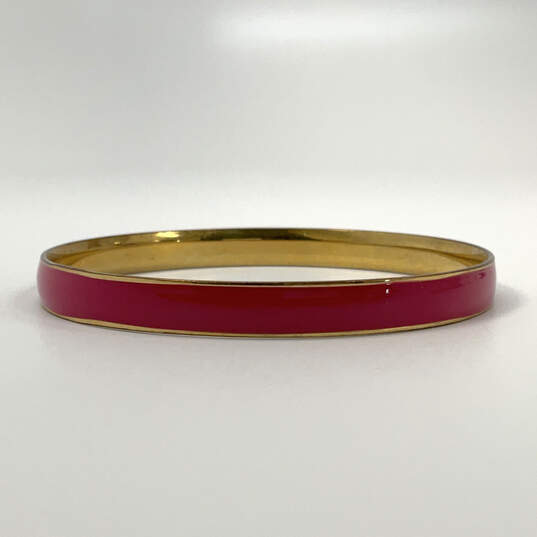 Designer J Crew Gold-Tone Pink Enamel Round Fashion Bangle Bracelet image number 1