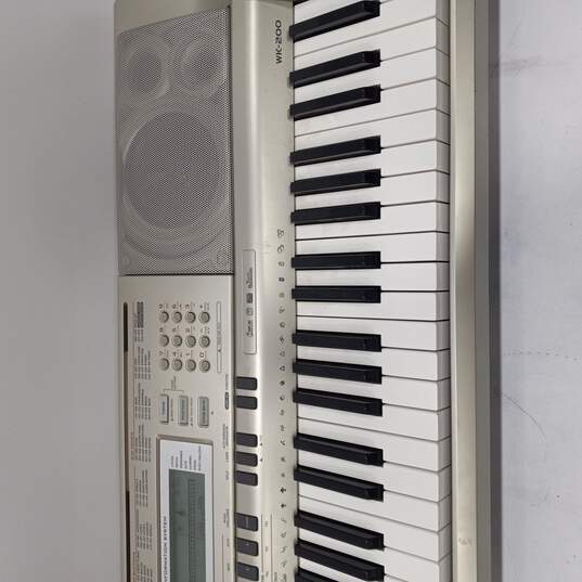 the Casio Electronic Keyboard 76 Keys | GoodwillFinds