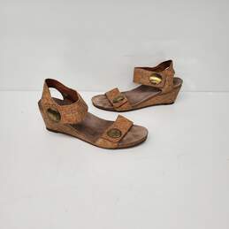 Taos Tan Festival Wedge Leather Sandal Size 41 / 10.5 US