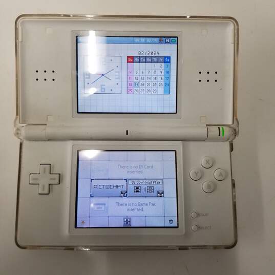 White Nintendo DS Lite image number 1