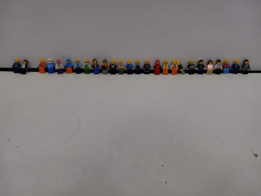 Assorted Lego City Minifigs image number 1