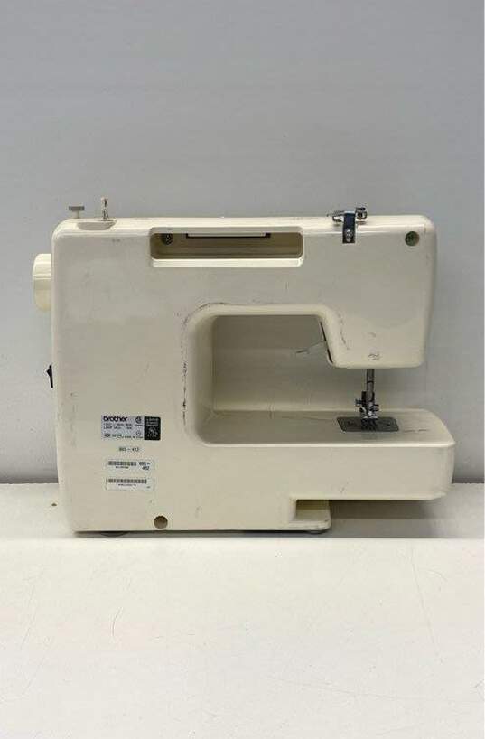 Brother Sewing Machine LS-1217 image number 4