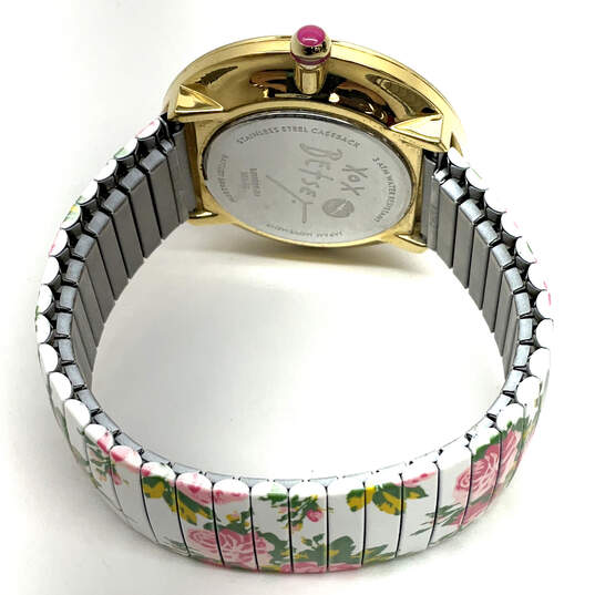Designer Betsey Johnson White Dial Floral Stainless Steel Analog Wristwatch image number 3