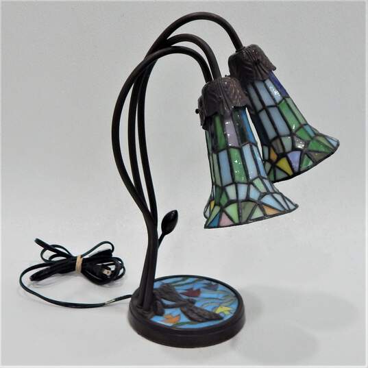 3 Light Tulip Shade Stained Glass Tiffany Style Table Lamp image number 4