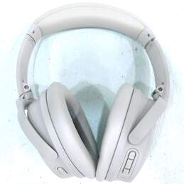 Bose QuietComfort QC45 II Wireless Over Ear Headphones White Smoke alternative image