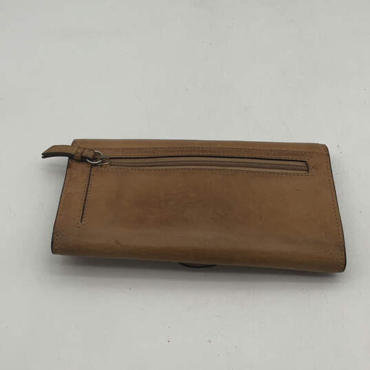 Womens Brown Leather Various Credit Card Slots Buckle Bifold Wallet image number 2