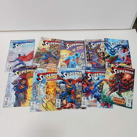 Bundle Of 10 Assorted Superman Comic Books image number 1