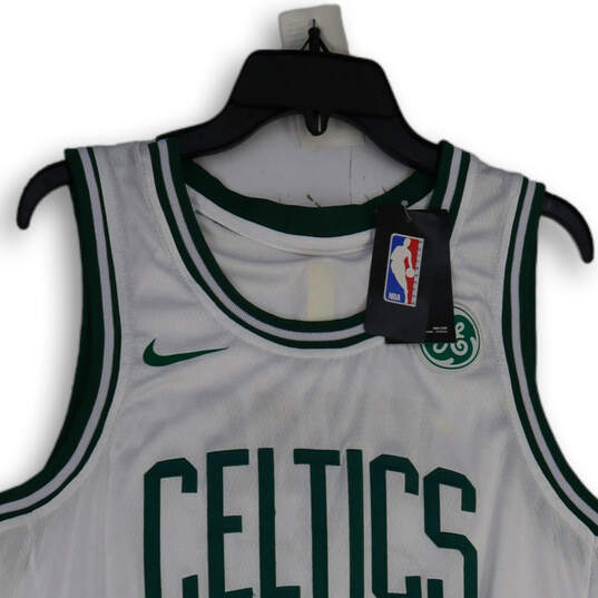 NWT Mens Green White Boston Celtics Kyrie Irving #11 NBA Jersey Size 48 image number 3