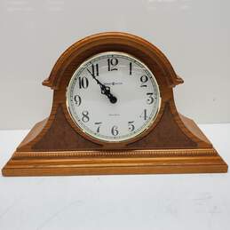 Howard Miller Dual Chime Light Wood Mantel Battery Operated Clock Untested