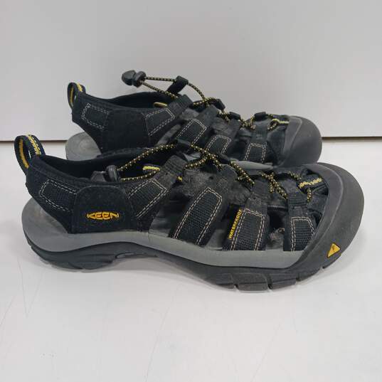 Women's Black & Gray Keen Shoes Size 8 image number 3