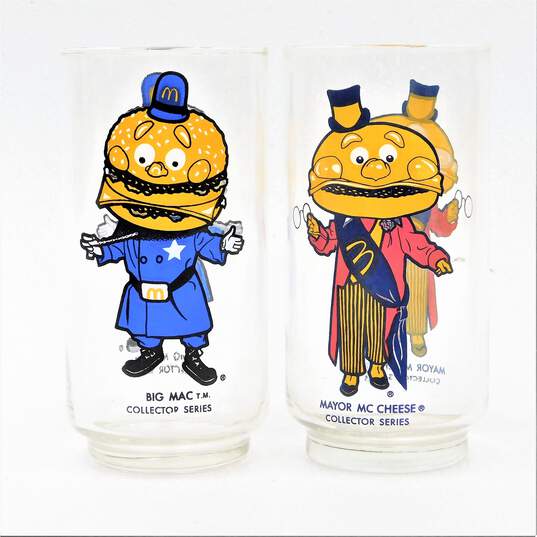 70’s Vintage McDonald’s Collector Series Glasses Full Set Of 2 image number 1