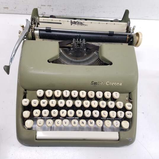 Smith-Corona Sterling Typewriter image number 7