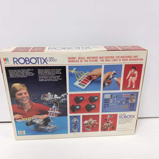 Vintage Milton Bradley Robotix Series R-2000 Motorized Modular Building Set 4432 image number 5