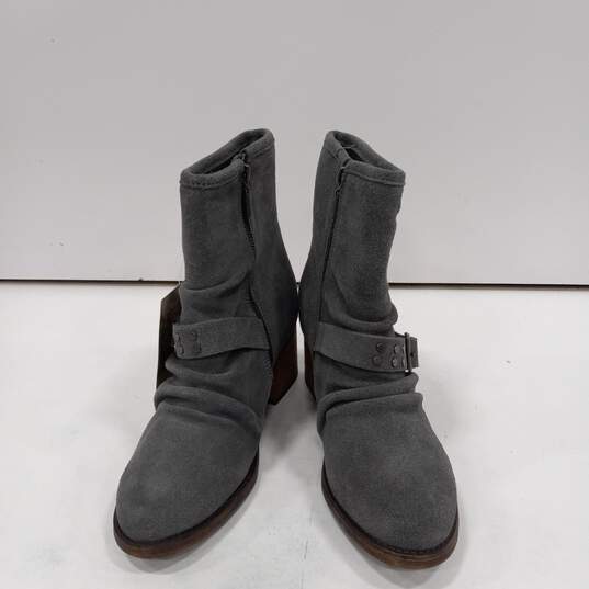 Bearpaw Women's Gray Heeled Boots Size 9 W/Tags image number 1