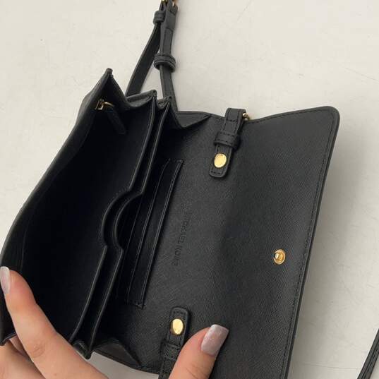 Michael Kors Womens Black Gold Chain Strap Inner Pocket Crossbody Bag Purse image number 4
