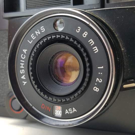 Yashica Auto Focus 35mm Point and Shoot Camera-FOR PARTS REPAIR image number 2