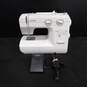 Singer Model 1120 Portable Electronic Sewing Machine w/Pedal image number 1