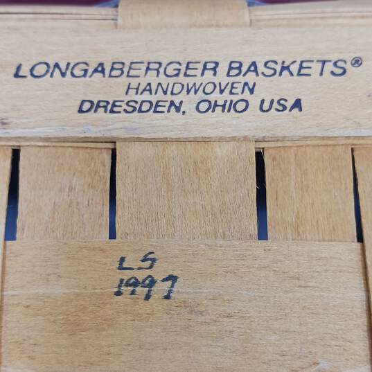 Set of 2 Vintage Longaberger Hand Woven Baskets with Plastic Liner image number 4