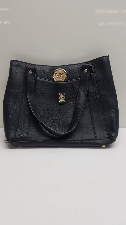 Vintage Michael Kors Black Tumbled Leather Bag w/ Gold Pendant image number 1