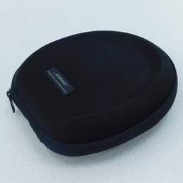 Bose QuietComfort Over-Ear Acoustic Noise Cancelling Headphones W/ Case alternative image