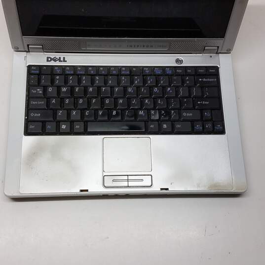 Dell Inspiron 700m Untested for Parts and Repair image number 2