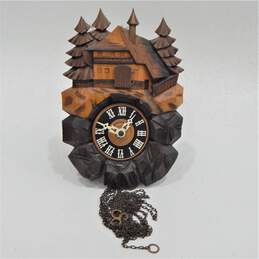 Vintage Wood Black Forest Style Cuckoo Clock With Pinecone Weights alternative image
