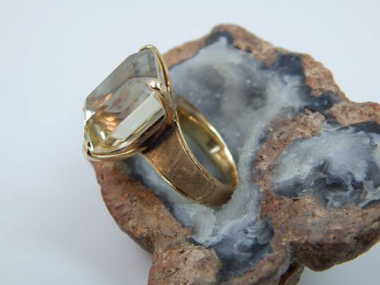 18K Yellow Florentine & Polished Gold Emerald Cut Citrine Cocktail Ring 7.5g image number 3