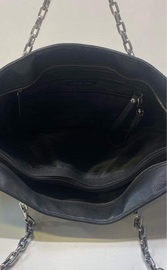 Michael Kors Pebble Leather Chain Shoulder Bag Black image number 4
