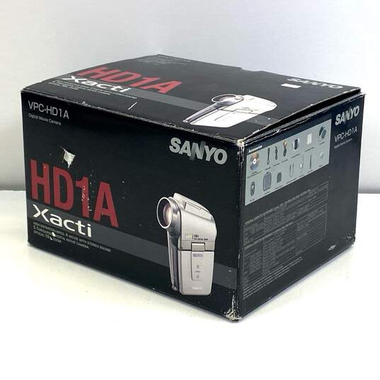 SANYO Xacti VPC-HD1A 5.1MP HD Camcorder image number 1