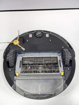 iRobot Roomba Robotic Vacuum Cleaner Model 655 alternative image