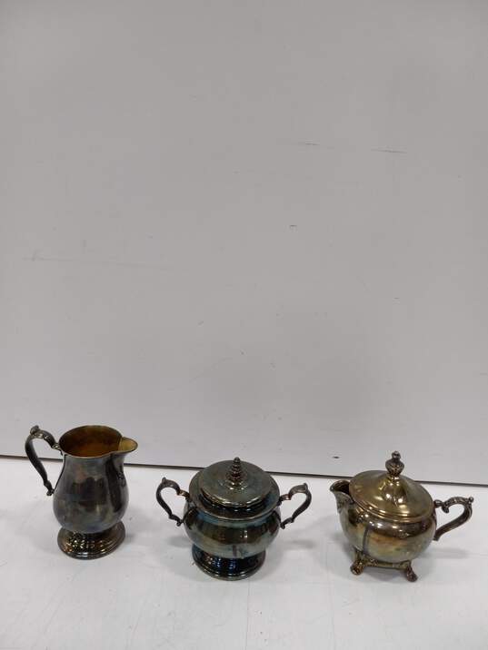 Vintage Bundle of Assorted Silver-Plated Tea Service Dishes image number 4