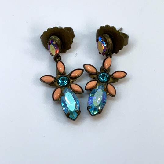 Designer Sorrelli Gold-Tone Multicolor Crystal Cut Stone Drop Earrings image number 1