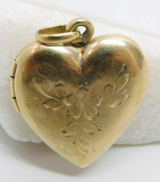 14K Yellow Gold Etched Flower & Leaves Heart Locket Pendant 4.7g image number 4