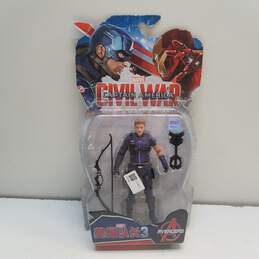 Marvel Avengers 3 Civil War Captain America Hawkeye Figure